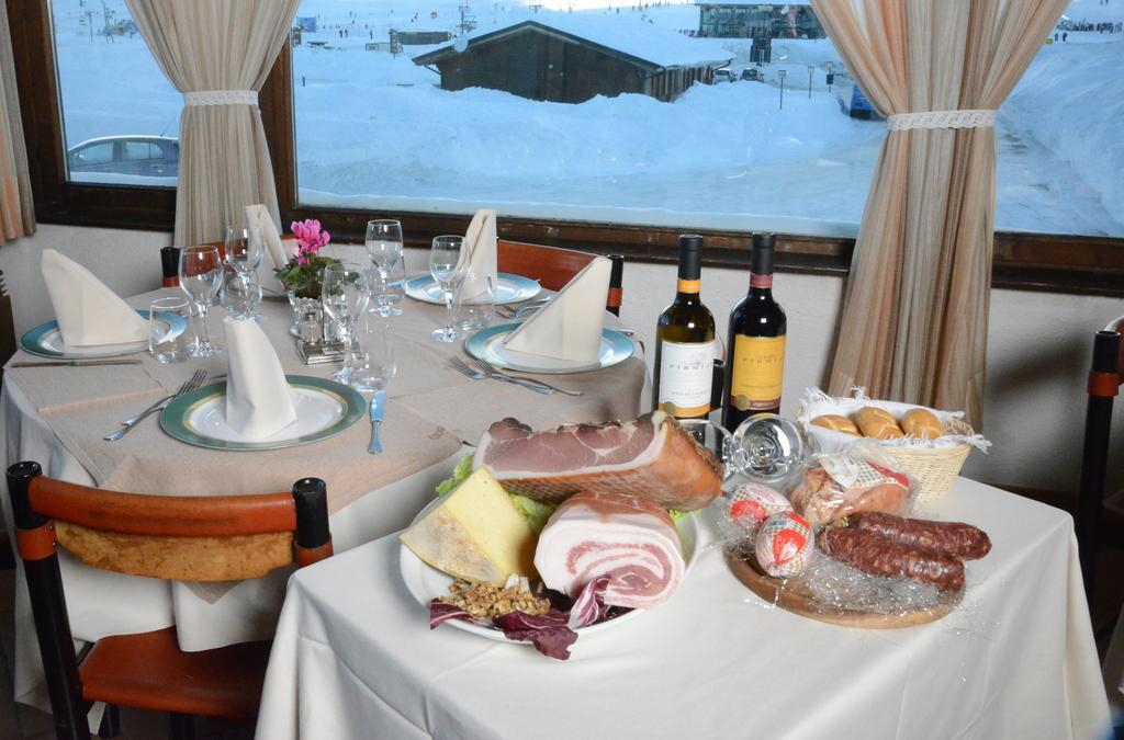 Savoia Hotel Passo del Tonale Kültér fotó